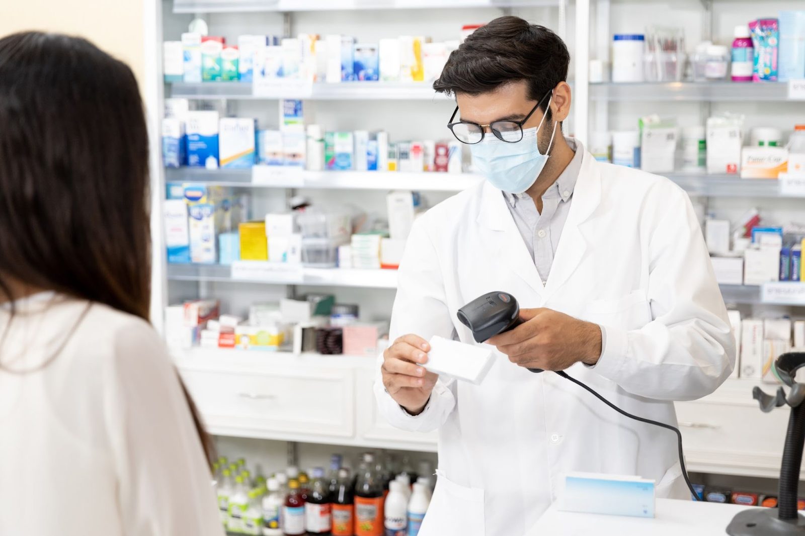 How To Get Your Prescriptions As a Newcomer In Canada?